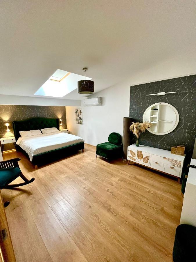 Duplex Lux - Thoria Lägenhet Bukarest Exteriör bild